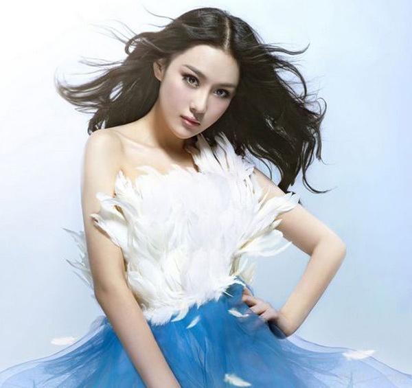 张馨予奇异梦幻写真