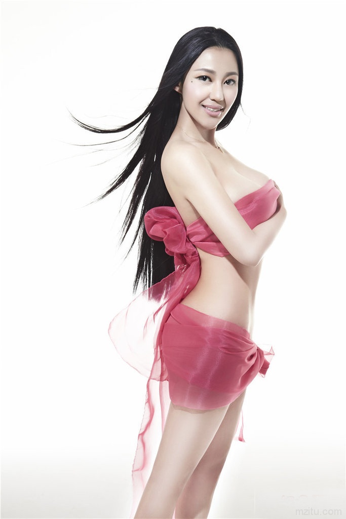 苏梓玲全裸公益写真