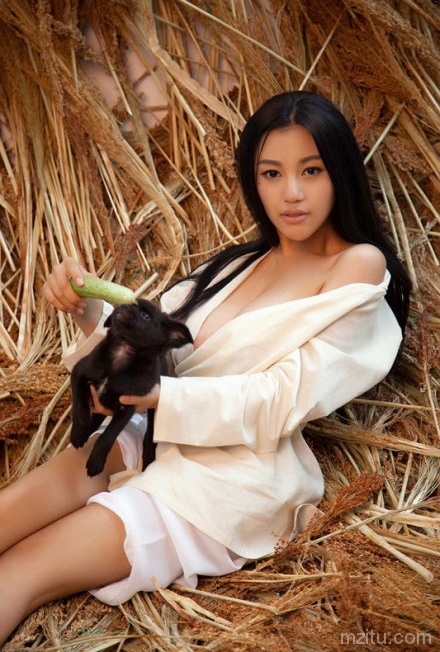 今年大丰收,长得特别大个!