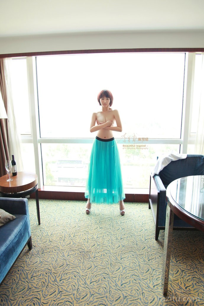 双子座新疆电眼女孩