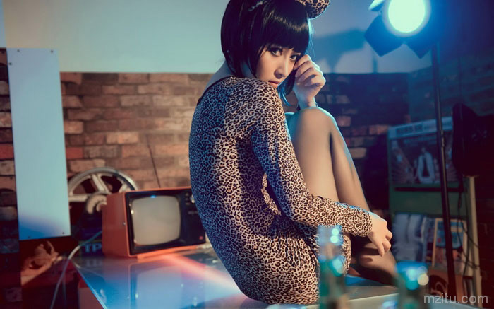 豹纹猫女极致诱惑