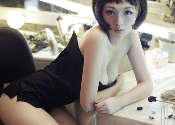 美女写真貌如陶瓷娃娃 淑女女神萝莉校花模特性感小清新