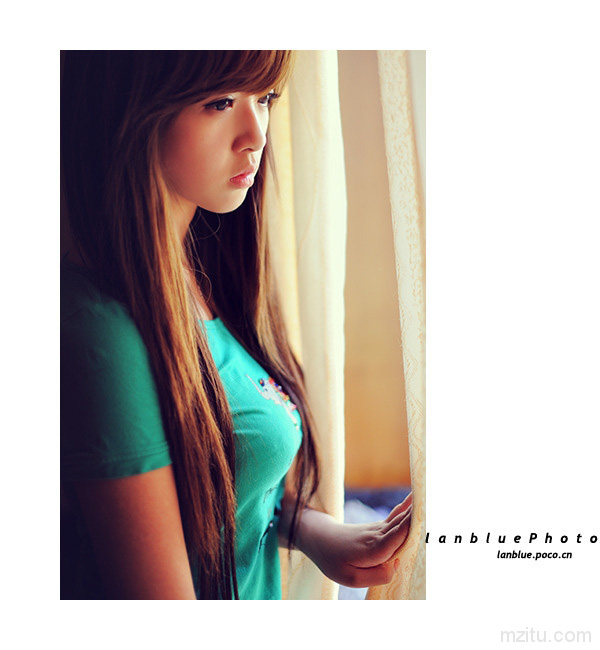 “童言巨乳”萝莉，萌神教主黎梦恬Maity写真