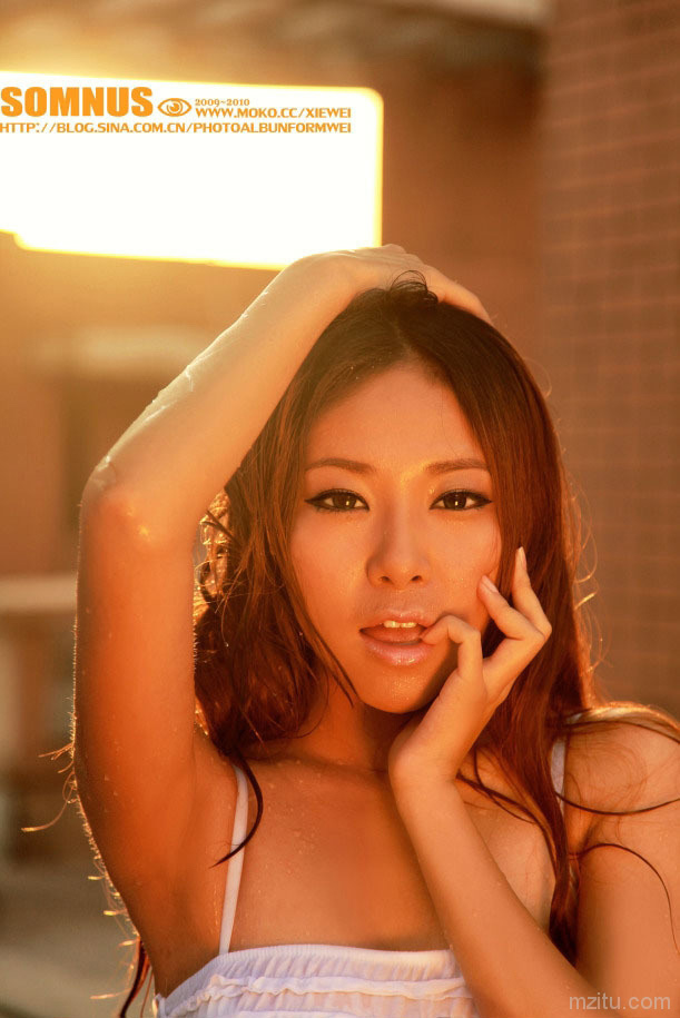 邵婷婷高清写真美图