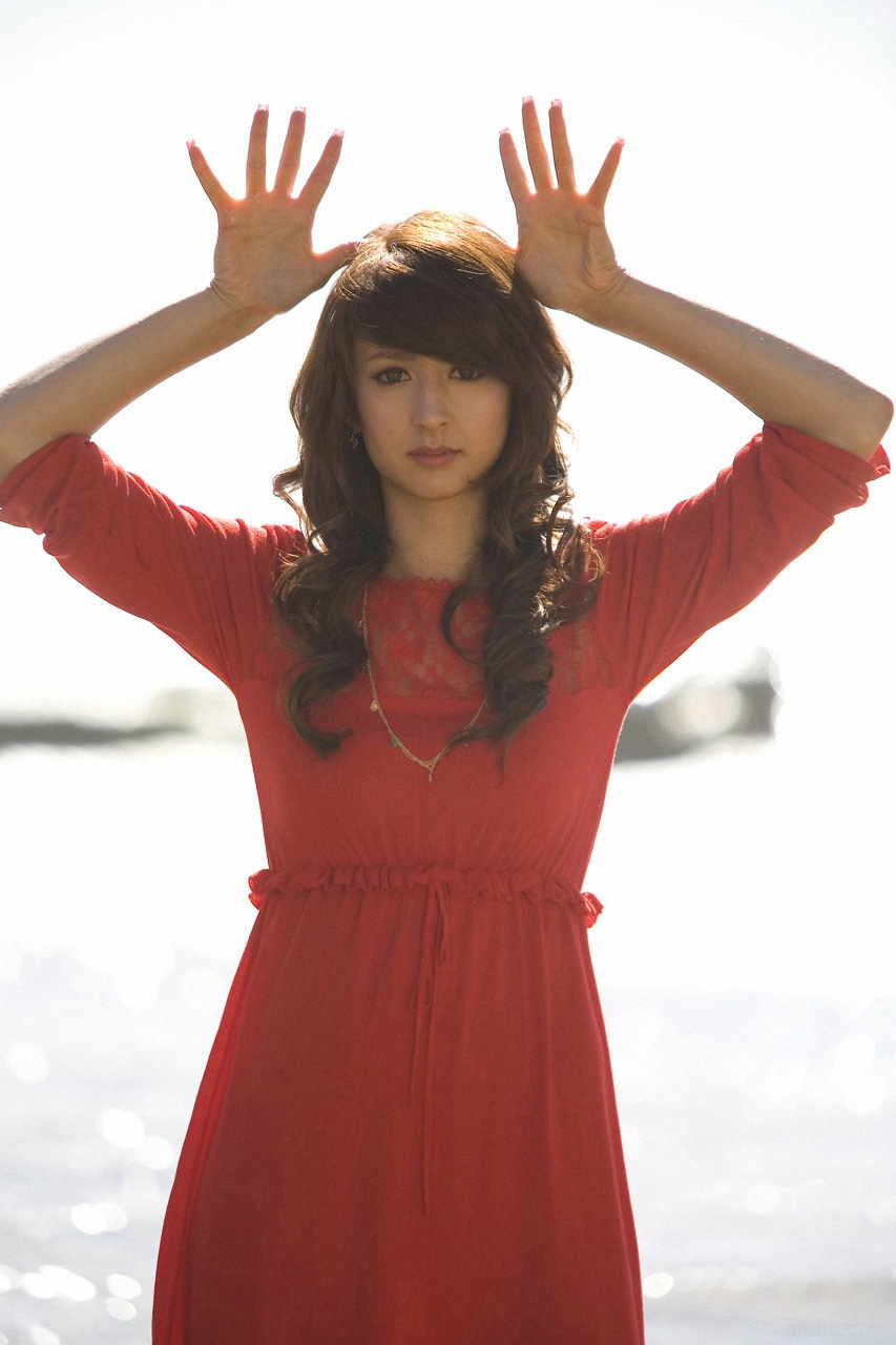 莉亚迪桑 Leah Dizon惹火写真