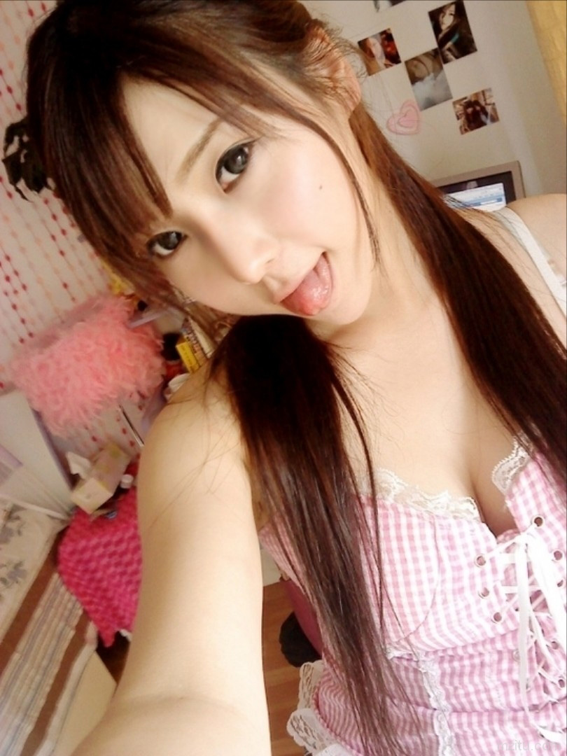 哈尼族童颜巨乳童小芯照片合集